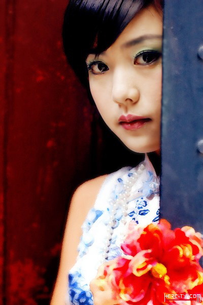 ����Ӱ�����۔zӰ���o�o���໨��