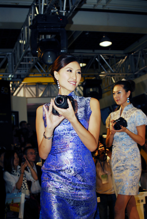 �����῵���C(j��)չ�[�ϵ�����ģ��