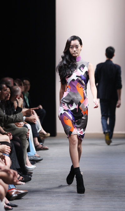 靳羽西:我的穿衣經