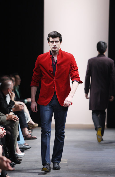 靳羽西:我的穿衣經