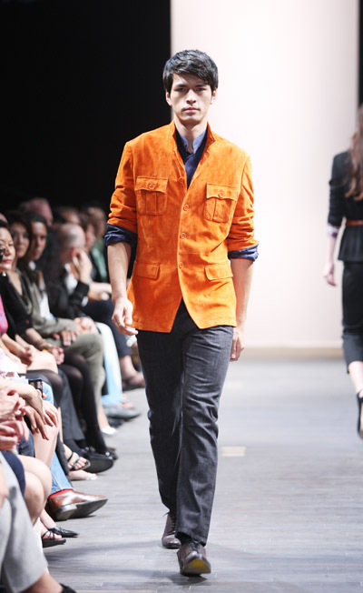 靳羽西:我的穿衣經