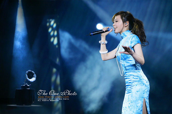 ���n�f���ĳ���Ů�����๫��