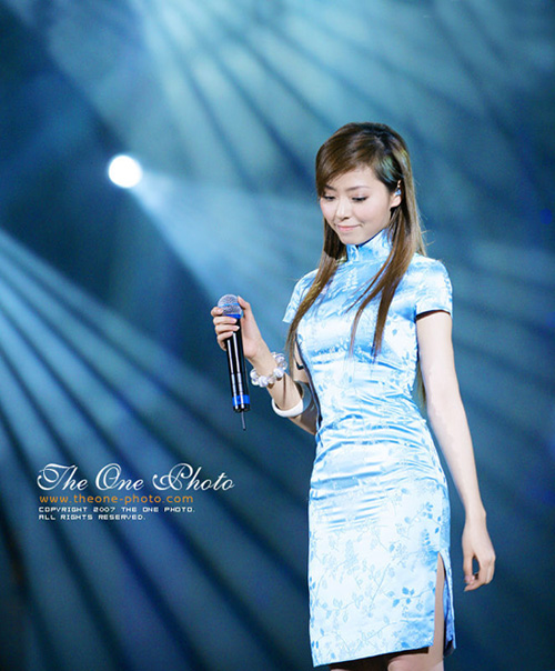 ���n�f���ĳ���Ů�����๫��