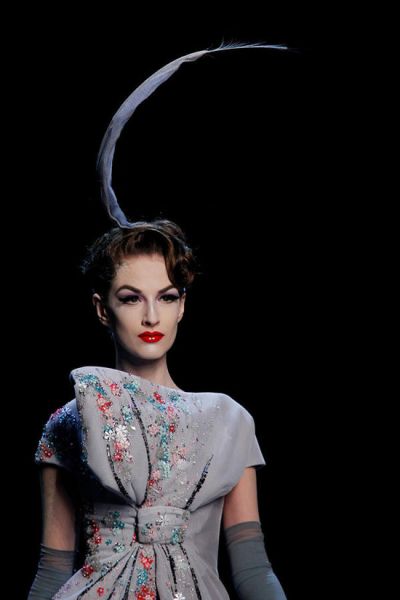 2011�괺�ĸ߼�(j��)��������˲�g