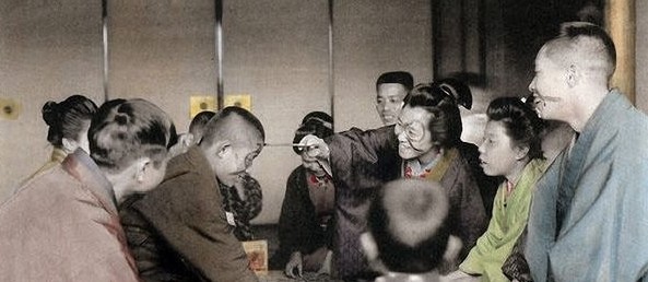 ����ǰ�ձ��˹����ɫ��������