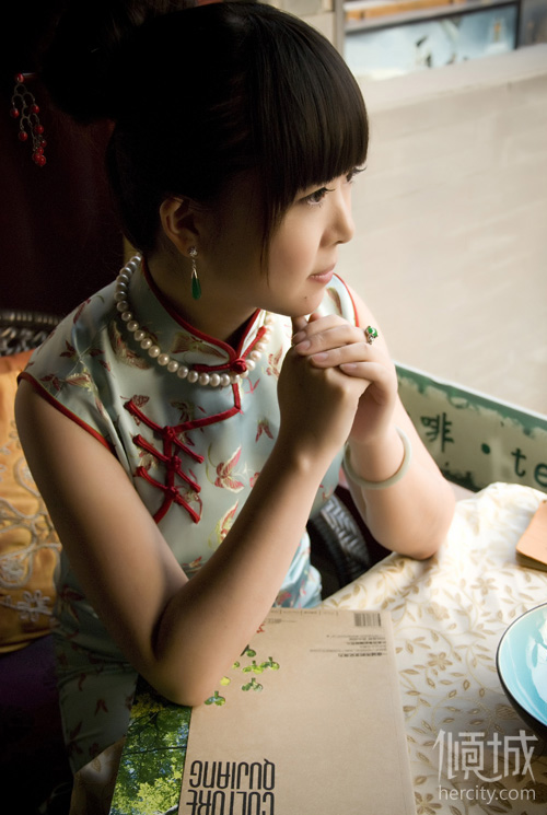 ����ģ�أ��۷�