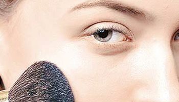 打造凈白簡單粉紅桃花妝