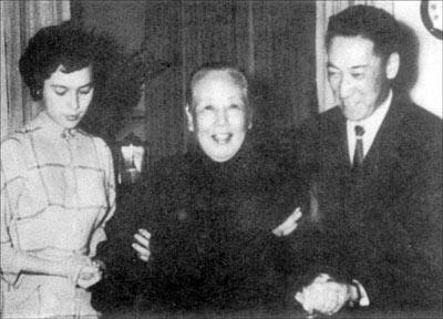 �c�Y��ʯ���Ϻ�ͬ��ʮ���Ů��