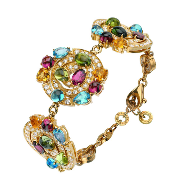 華麗的驚嘆號 多彩寶格麗的古希臘情懷