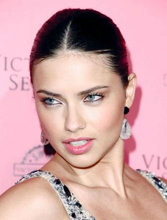 ���˱ؿ�����������Ů�Ǌy��