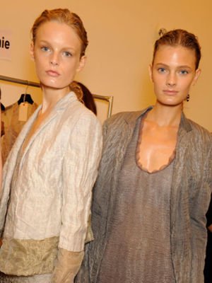 ˮ��(r��n)�Ȼ� ����10��(g��)�ԸЊy��