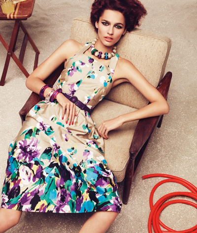 ��ɫ�黨OL�b �y�cһ��