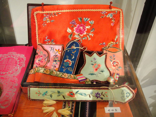 ����¹ڷ��չ֮�¹ڜ�ɣ