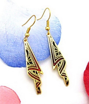 �Ї��L��̩�{���h ������F����