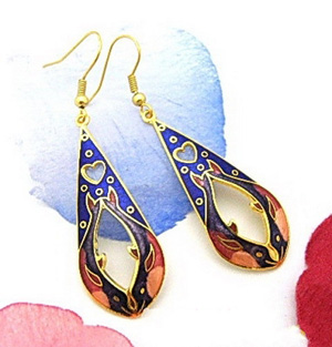 �Ї��L��̩�{���h ������F����