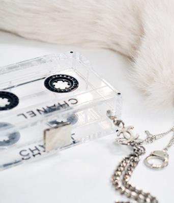 奢侈大牌的透明包包 讓你透明一夏