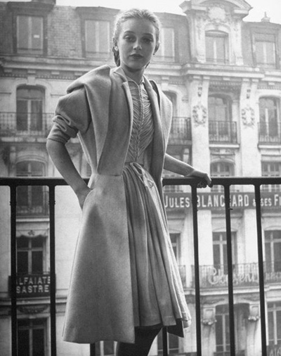 ˇ�g�Եĕr�b �߼����Ʒ������[