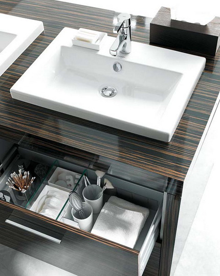 �ƶ���Ļ��yƷ�ռ{����