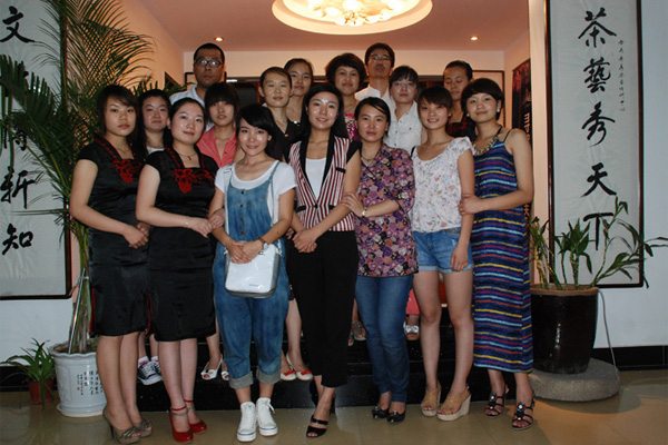 �A�ǾW�����W�Ѳ�Ԓ���A�M�ɹ�