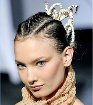 發(fā)間暗藏玄機 神馬都織進發(fā)辮?