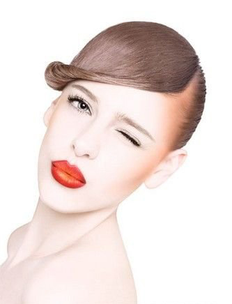 2��^ɫ�T�󴽊y �ص�������