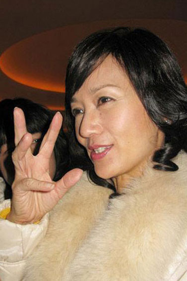 趙雅芝素顏近照布滿皺紋 不老只是浮云