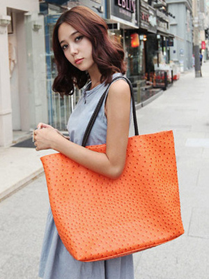 尋找一款適合的包包 帶你走過(guò)仲夏