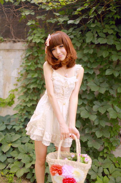 �����B��ȹ���������� Ӣ���Lζ��С����