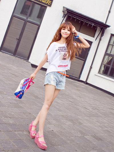 嘻哈潮服也能美翻一夏