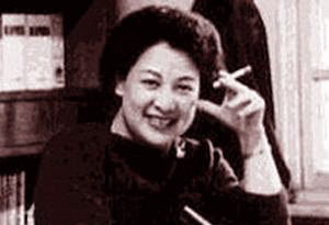 �ֺ������ʺ󼉵���Ů����