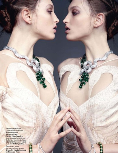 ��Ů���[�͹��錚��Ƭ