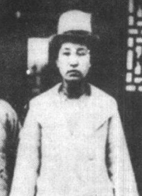 ����r���Y��ʯ�����p��Ů�Ќ�