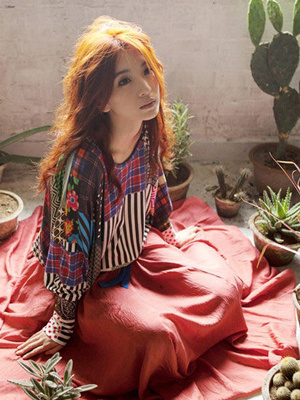 Hebe新作盡顯唯美復古風