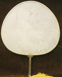 �Ї����� �������L 