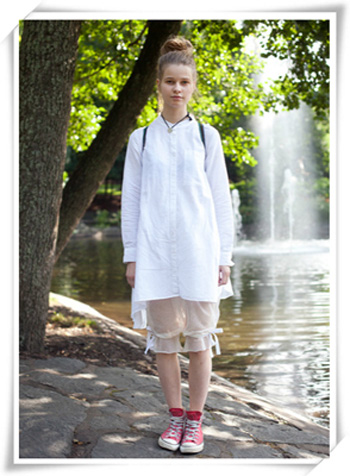 ʣŮҪ�b�� �W���ĳ����u�Ȱl(f��)��