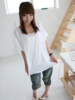 寬松T恤讓你輕松變身骨感美女