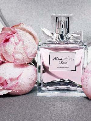 �������]7������OӋ�е���ˮ