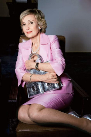 Lana Marks�����ǂ�Ұ�Ĳ�������Ů