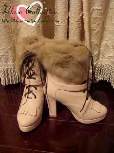 ����ɫ��ë��߅ϵ����ѥ