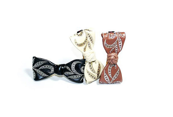 ����Ů�������� Դ���@��һ�������^�