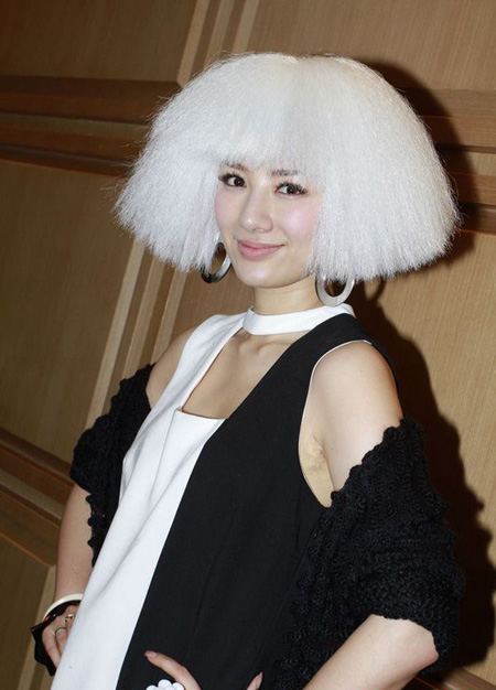 �S�������׃��Lady Gaga�� ���uGaga�װlĢ���^