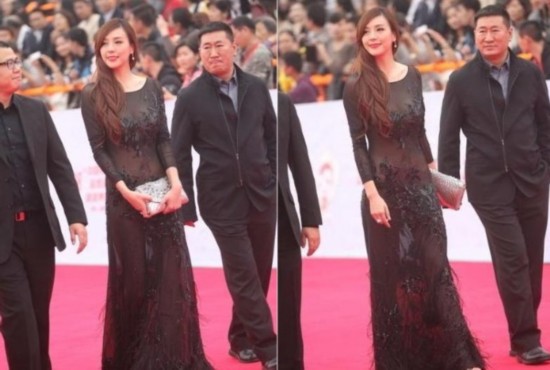 լ��Ů�����fͮ͸ҕ�b����ψ� ��ƴԬ����ܰ��