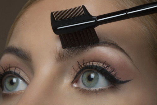 彩妝技巧讓你從圓臉妹變身迷人巴掌臉