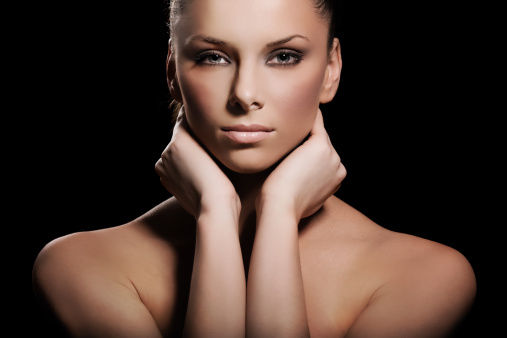 彩妝技巧讓你從圓臉妹變身迷人巴掌臉