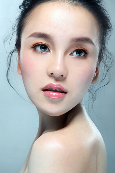 偷師彩妝師 怎么畫眼線不暈染