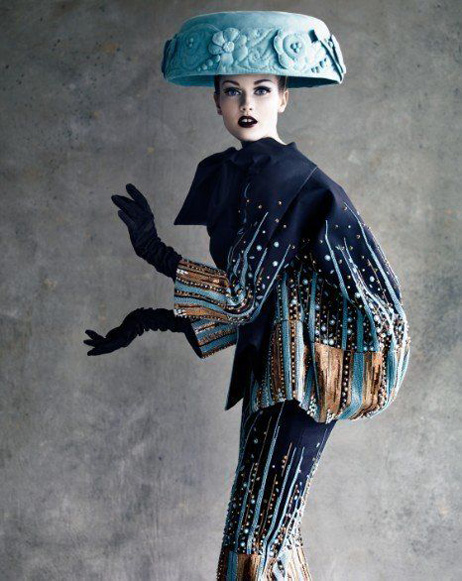 �zӰ�󎟴���Dior�߼�(j��)���ƔzӰ��