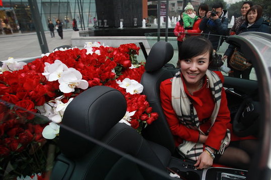 Ů���_�W���򽻾����� �Qֻ�޽�Ѳ��