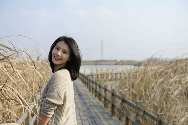 《搜索》:高圓圓孤獨盛開的美