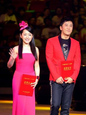 41�q��╬�����H�b�������Ů�@�G