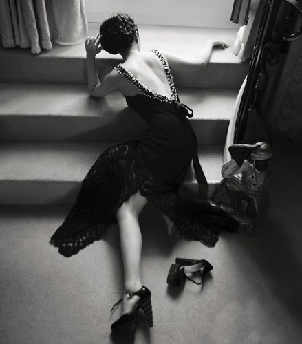 �S���������ع� ������ɫ�͹����{